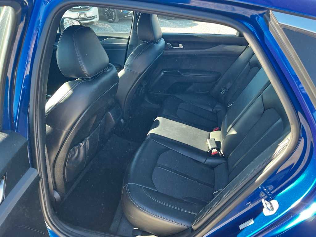 Thumbnail: 2022 Kia K5 - 12