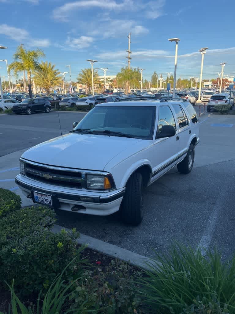 Thumbnail: 1996 Chevrolet Blazer - 2