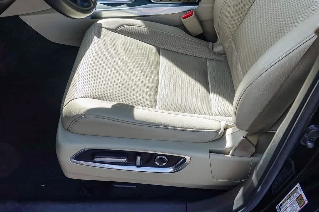 Thumbnail: 2019 Acura MDX - 21