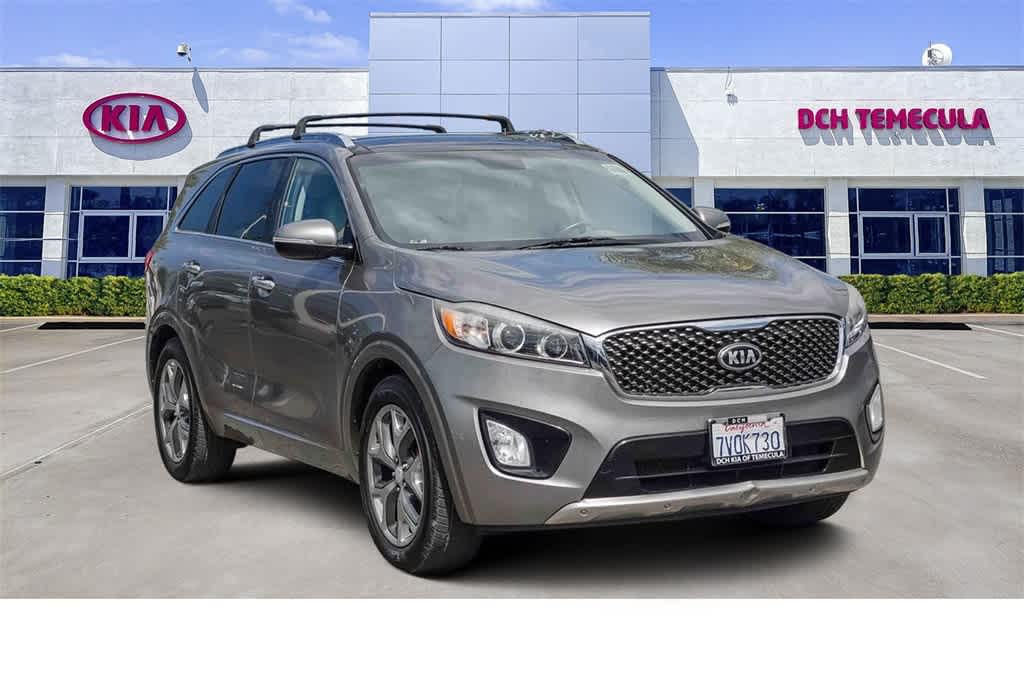 Thumbnail: 2017 Kia Sorento - 3