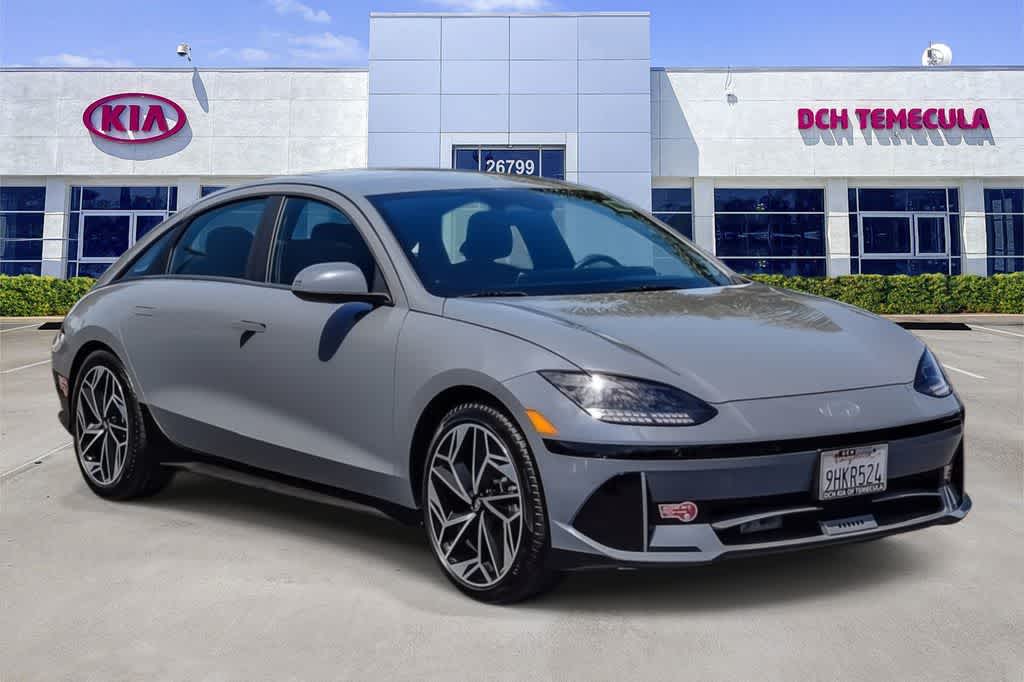 Thumbnail: 2023 Hyundai Ioniq 6 - 3