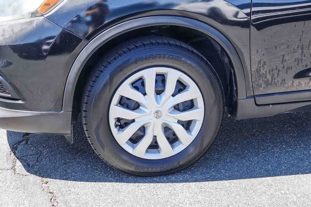 Thumbnail: 2016 Nissan Rogue - 4