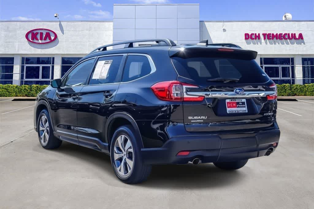 2023 Subaru Ascent Premium 7-Passenger photo 5