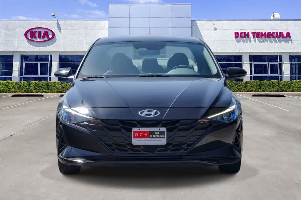 Thumbnail: 2022 Hyundai Elantra - 2