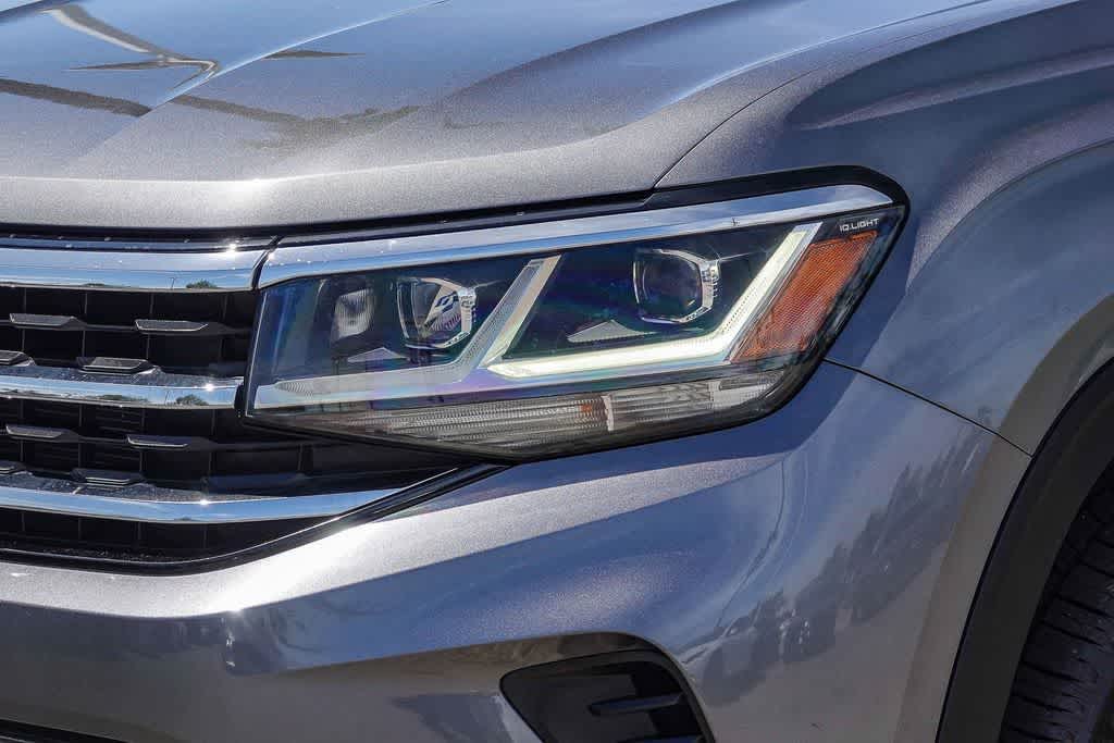 2022 Volkswagen Atlas 2.0T SE w/Technology photo 3