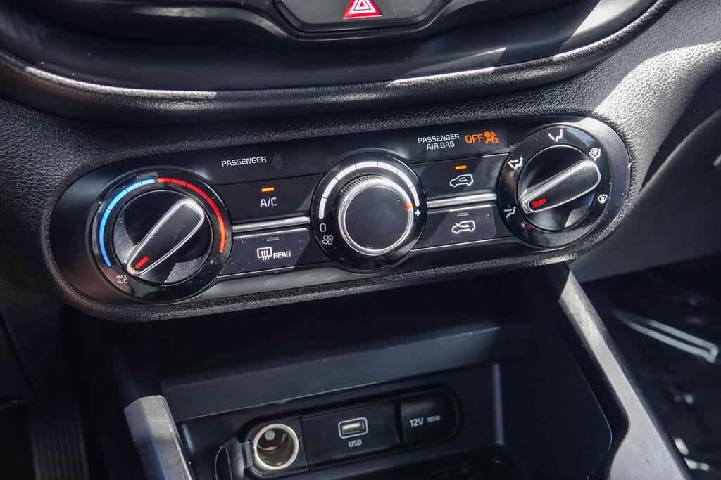 Thumbnail: 2023 Kia Soul - 23