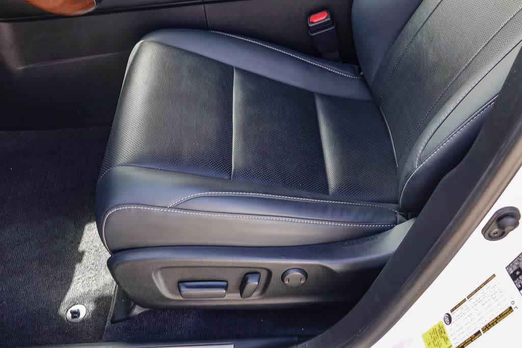 Thumbnail: 2022 Lexus RX - 20