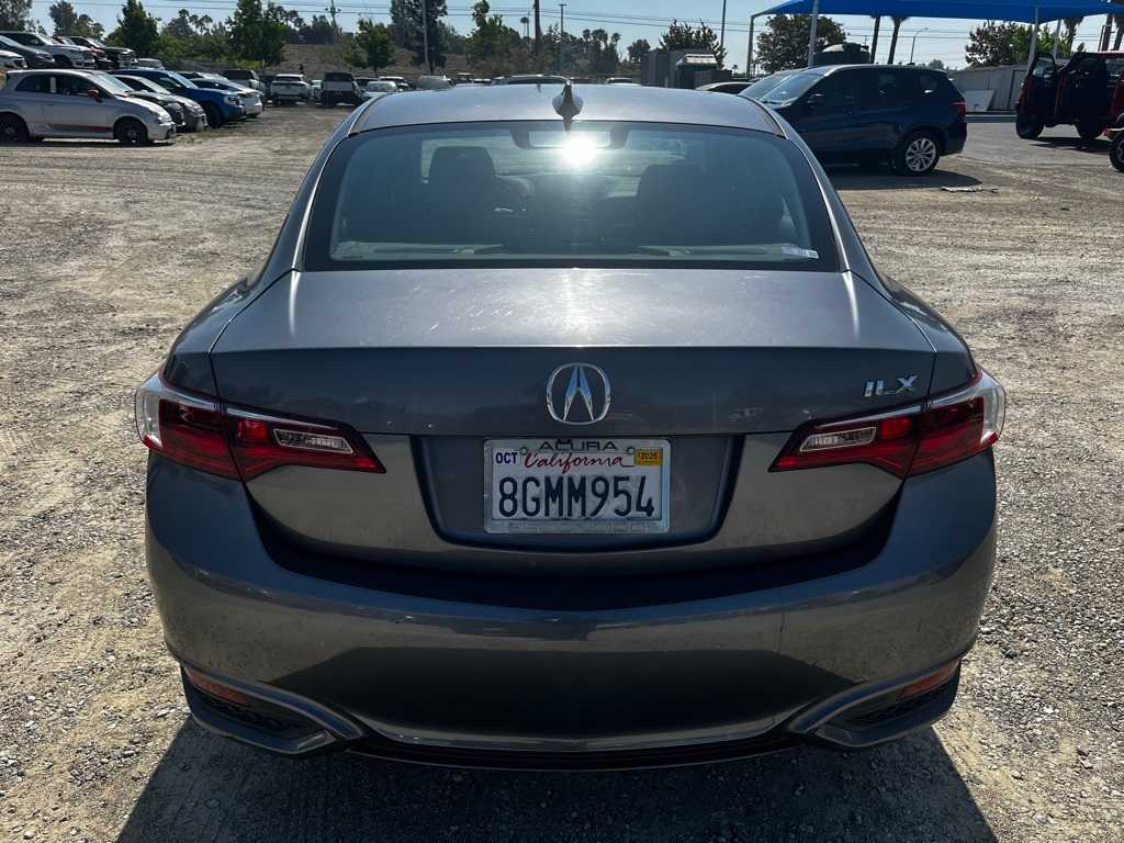 Thumbnail: 2018 Acura ILX - 4