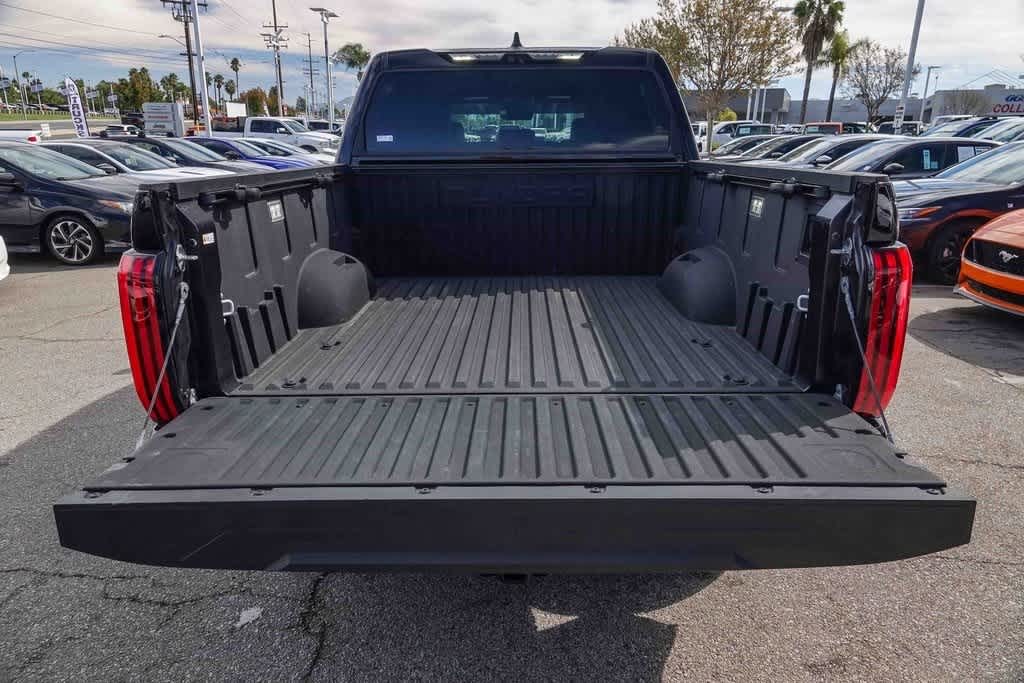 Thumbnail: 2025 Toyota Tundra - 25