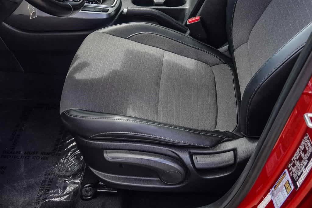 2021 Kia Seltos S 26