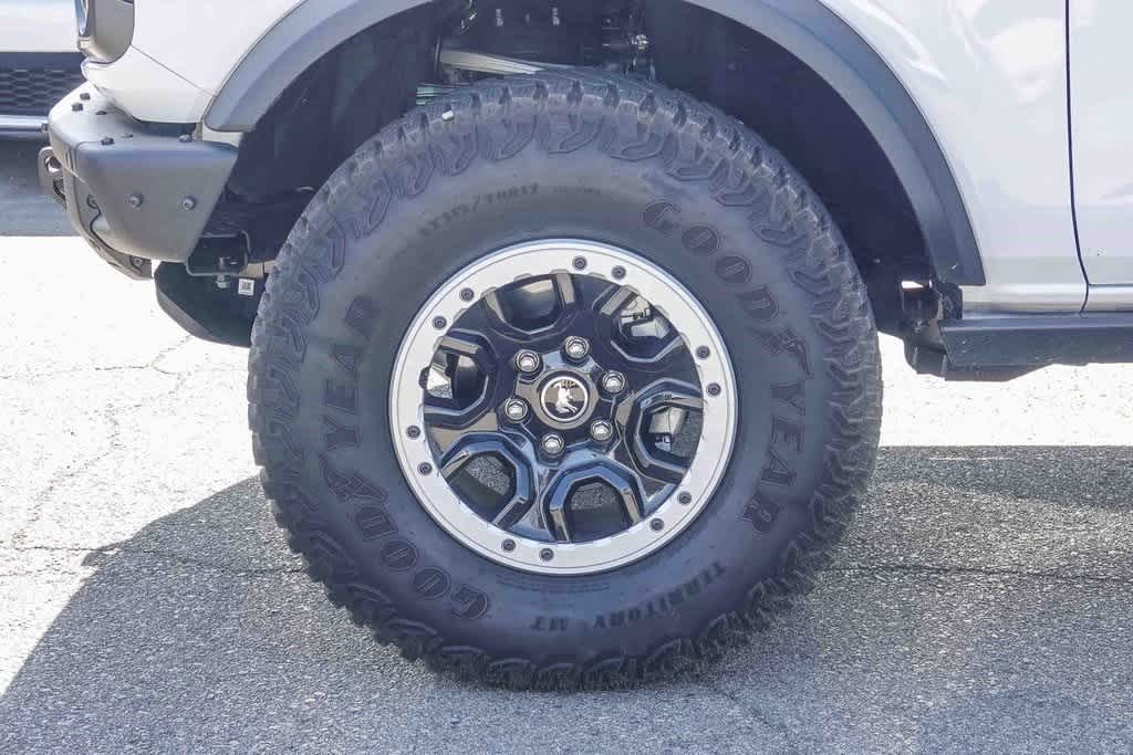 Thumbnail: 2024 Ford Bronco - 11