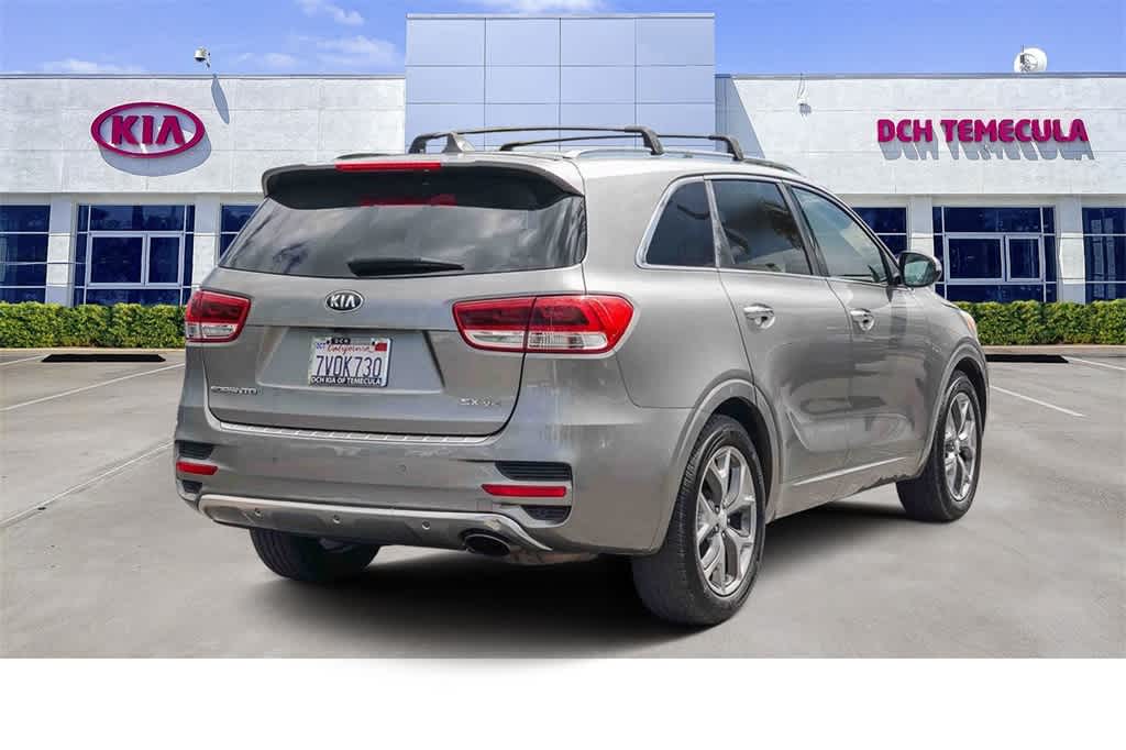 Thumbnail: 2017 Kia Sorento - 4
