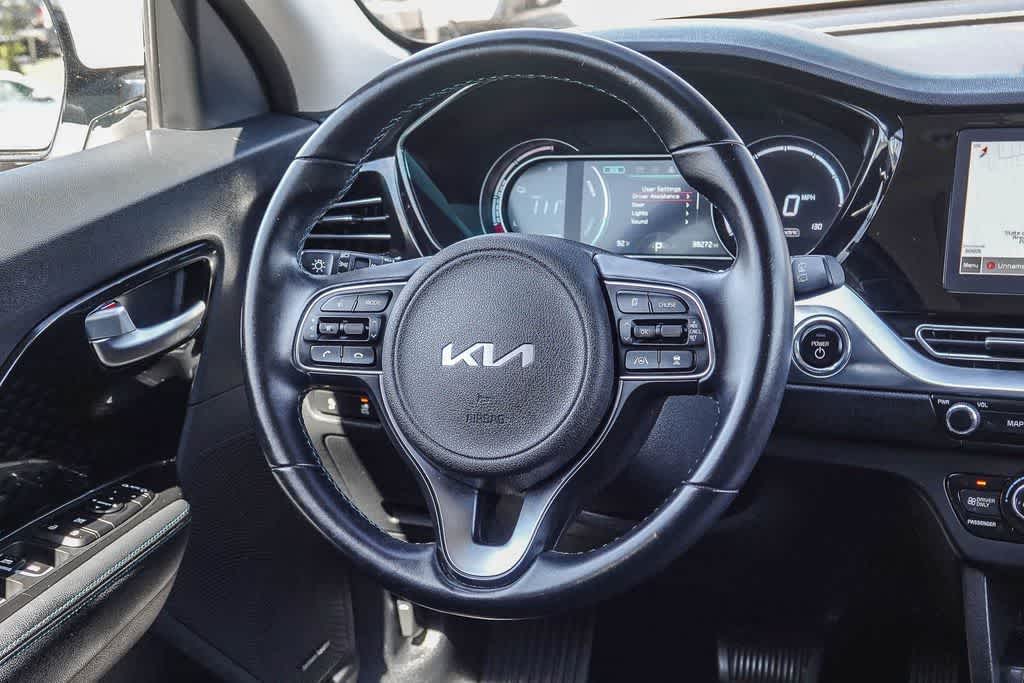 Thumbnail: 2022 Kia Niro - 14