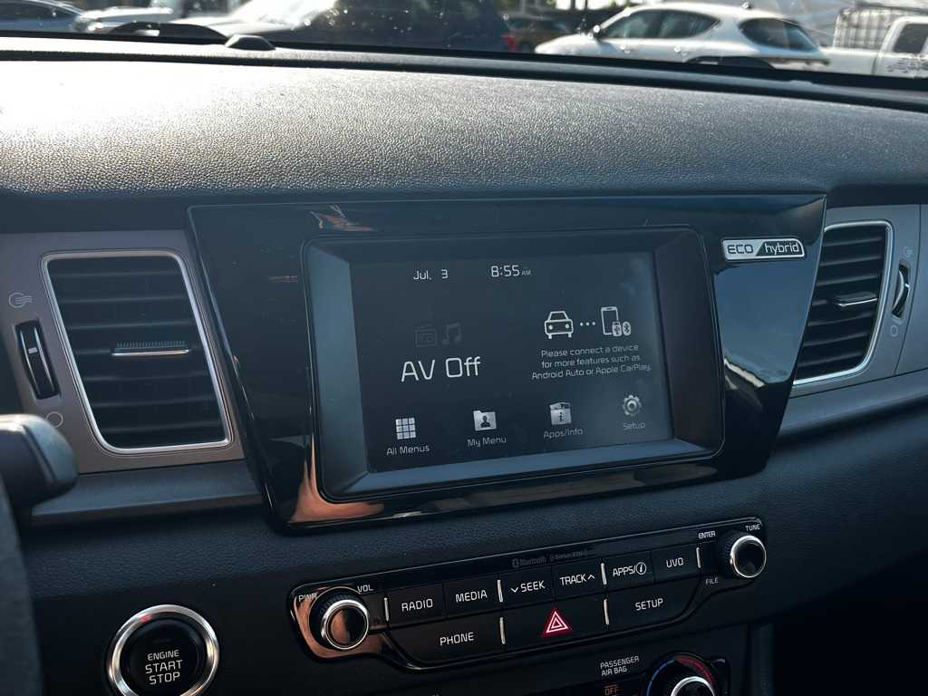 Thumbnail: 2018 Kia Niro - 15