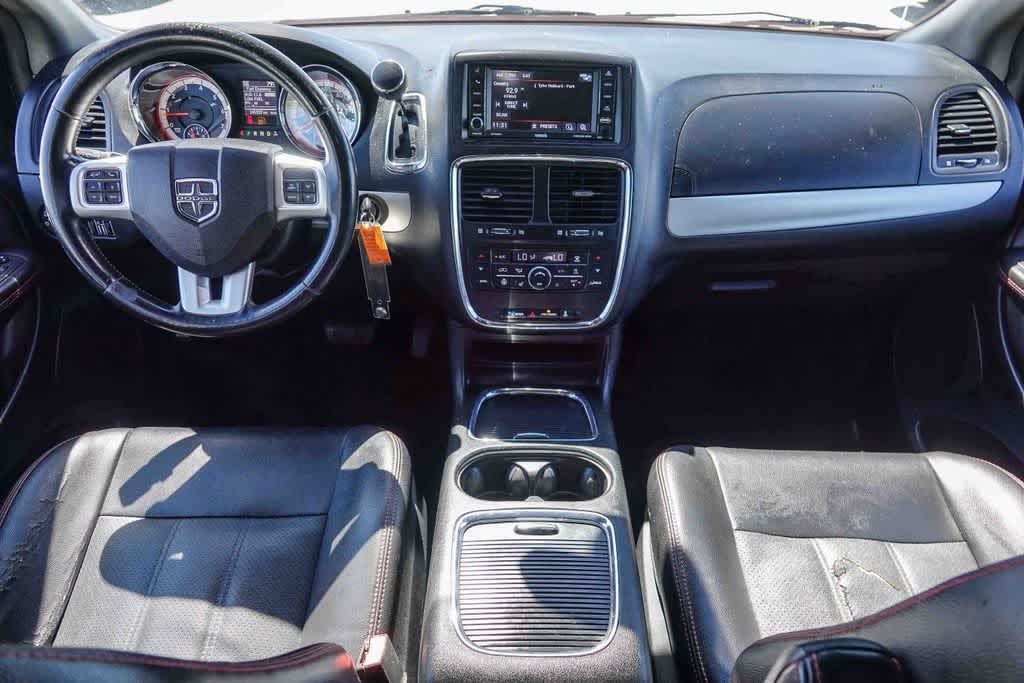 Thumbnail: 2018 Dodge Grand Caravan - 11