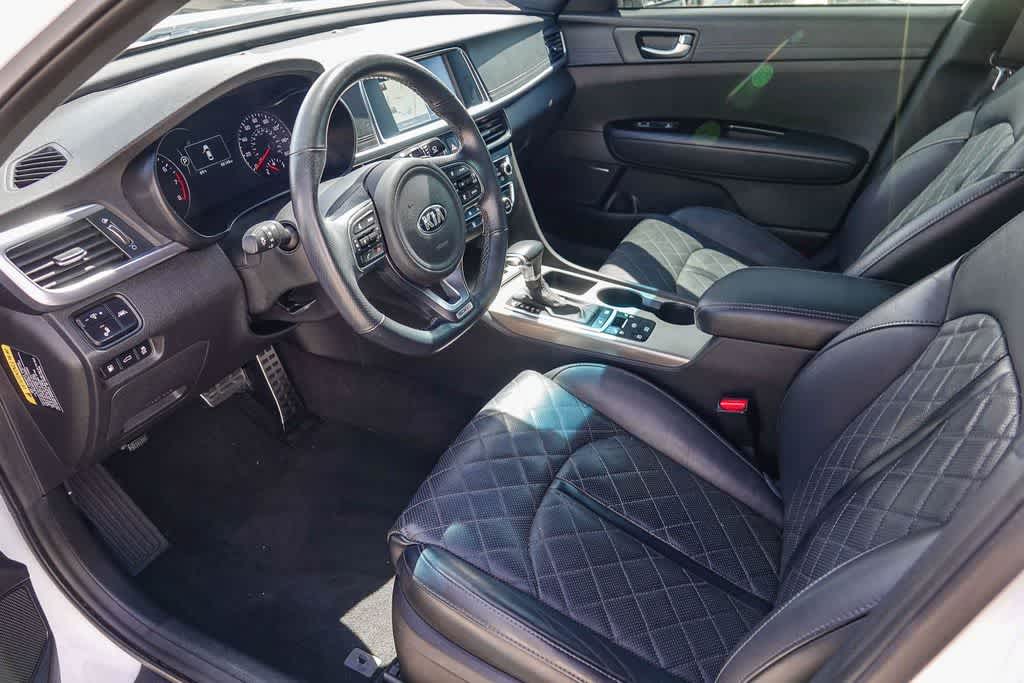 Thumbnail: 2016 Kia Optima - 16