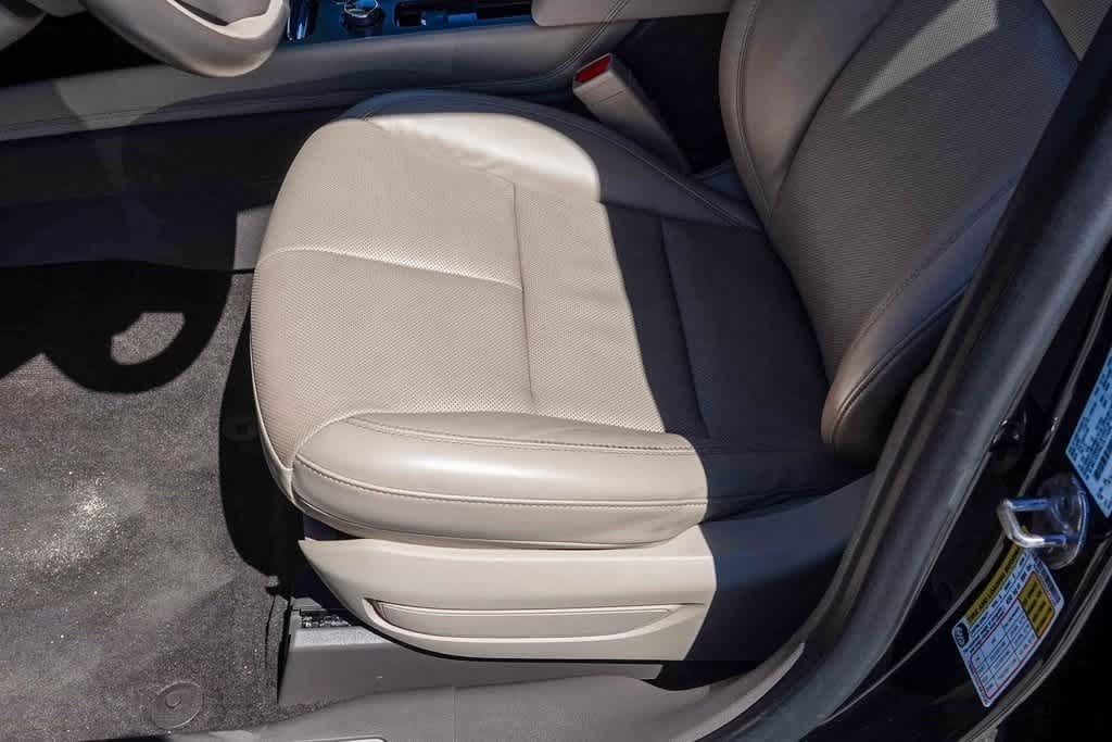 Thumbnail: 2020 Lincoln Corsair - 19