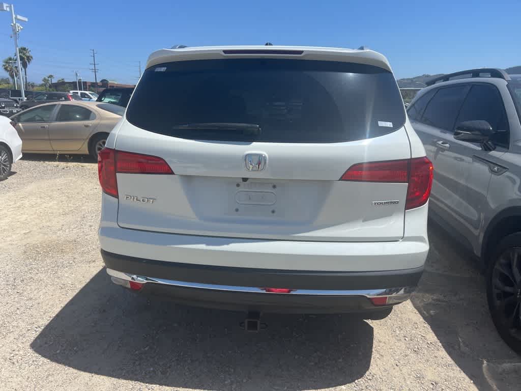 Thumbnail: 2017 Honda Pilot - 5
