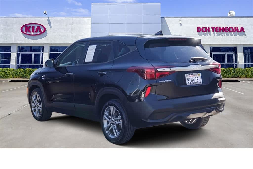 Thumbnail: 2022 Kia Seltos - 6