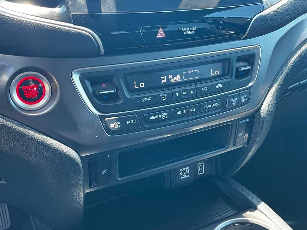 2022 Honda Pilot Sport 16