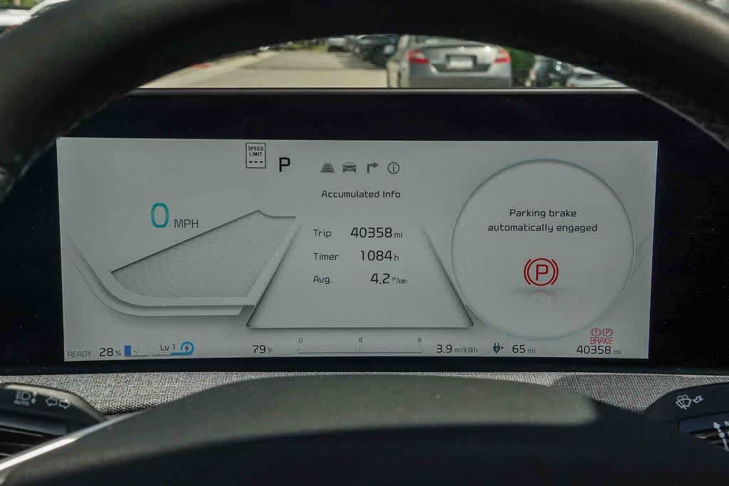 Thumbnail: 2024 Kia EV6 - 23