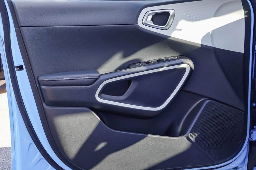 Thumbnail: 2024 Kia Soul - 18