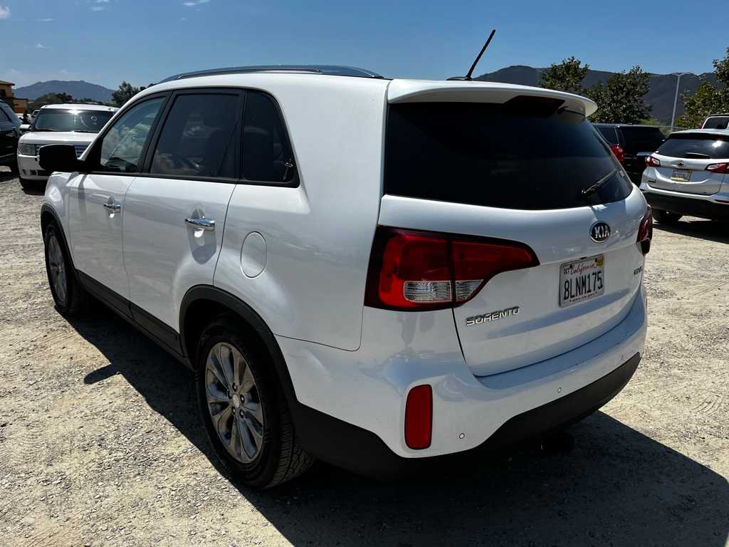 Thumbnail: 2015 Kia Sorento - 7