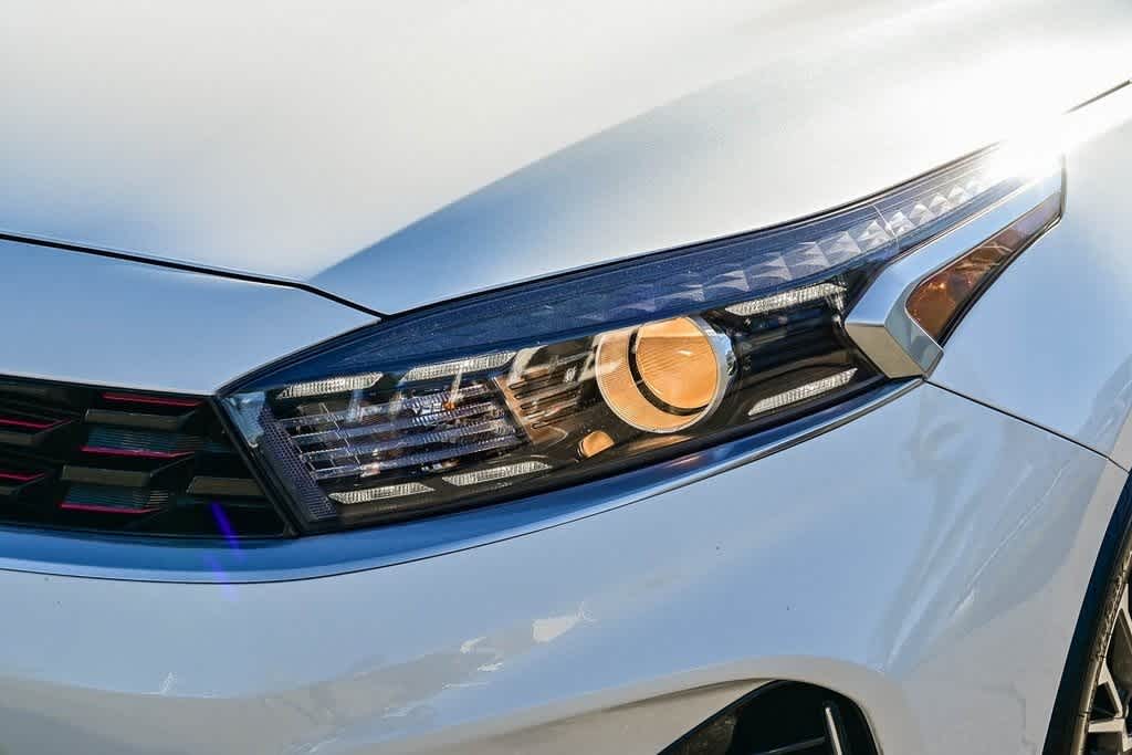 Thumbnail: 2023 Kia Forte - 12