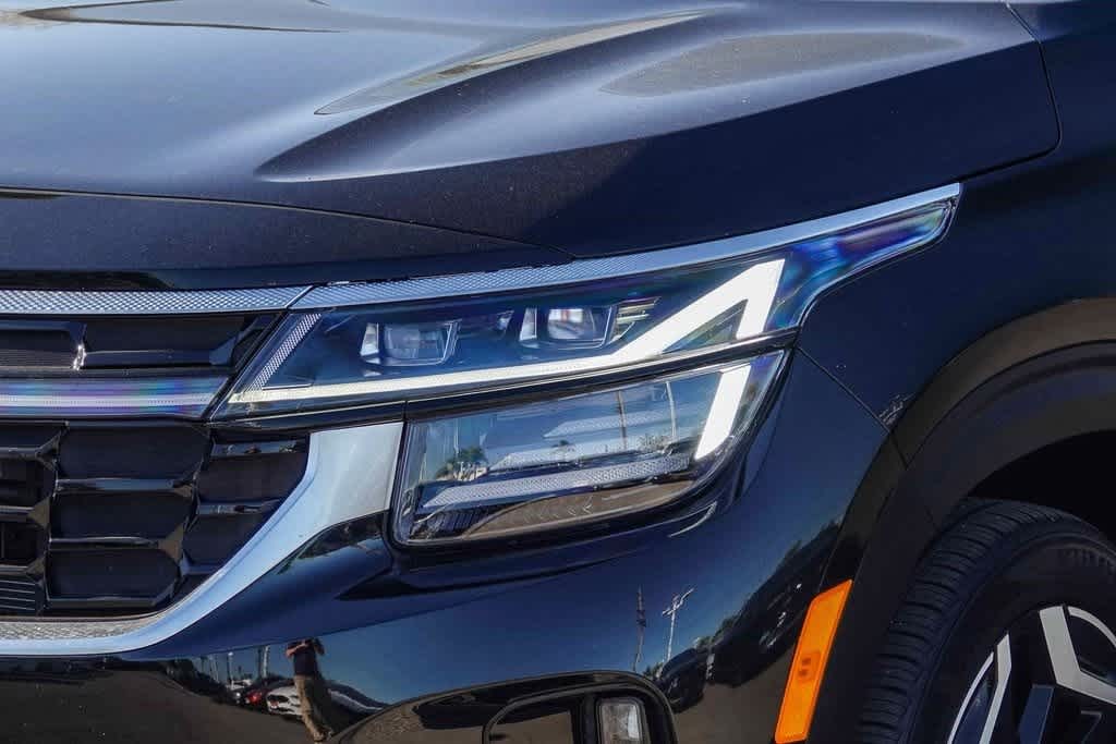 Thumbnail: 2024 Kia Seltos - 8