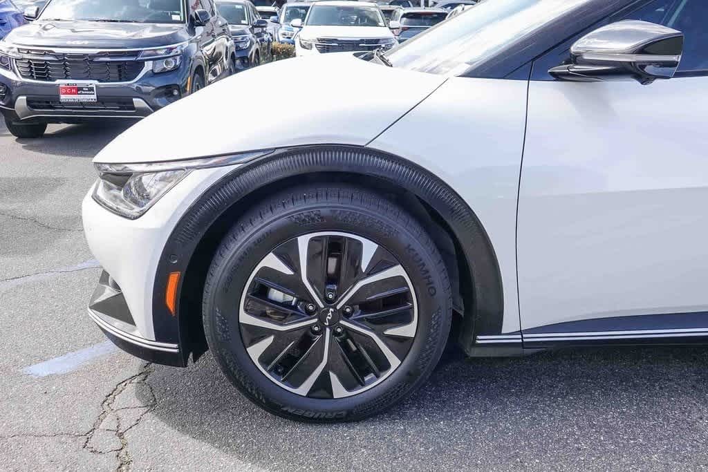 Thumbnail: 2023 Kia EV6 - 9