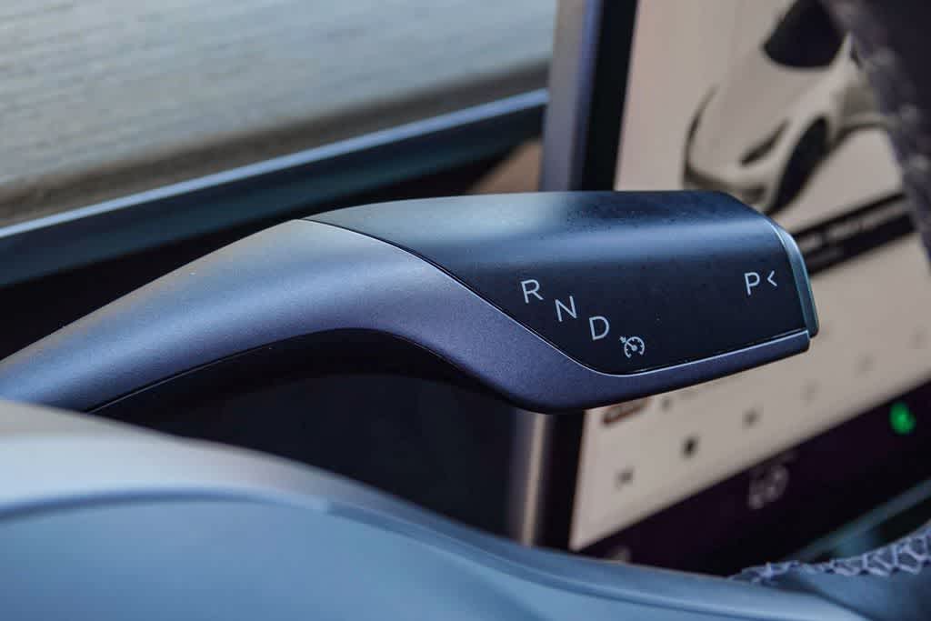 Thumbnail: 2022 Tesla Model 3 - 17