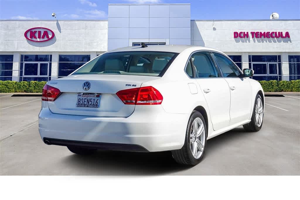 Thumbnail: 2014 Volkswagen Passat - 4