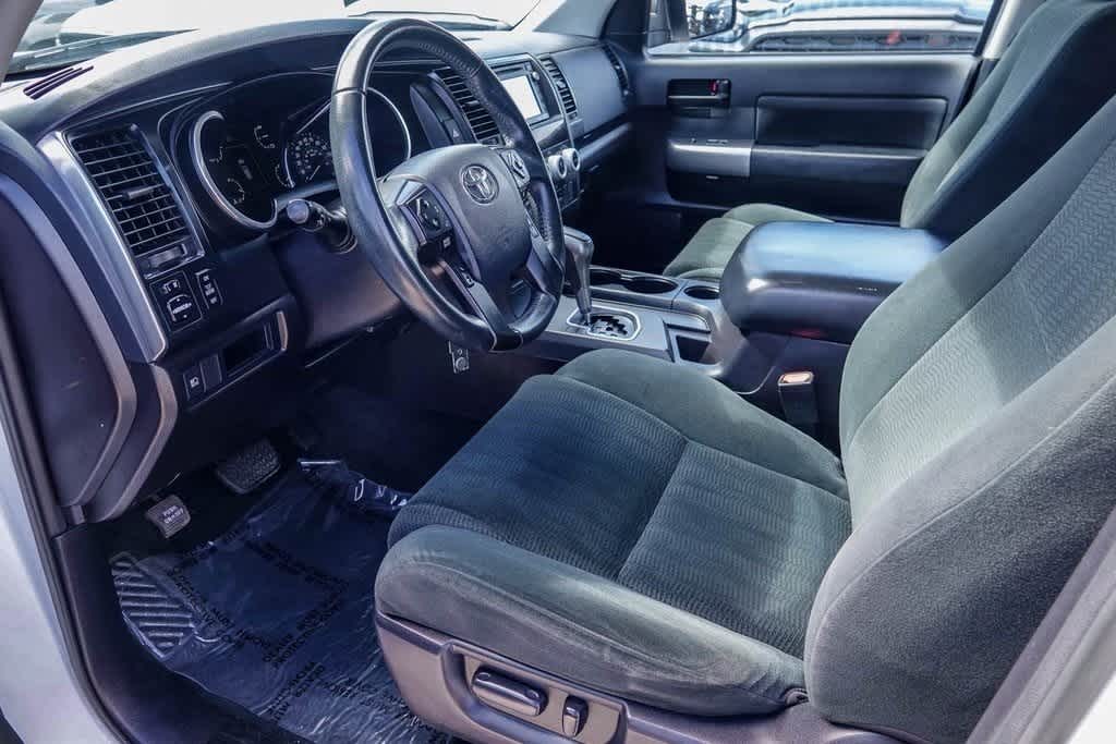 Thumbnail: 2018 Toyota Sequoia - 16