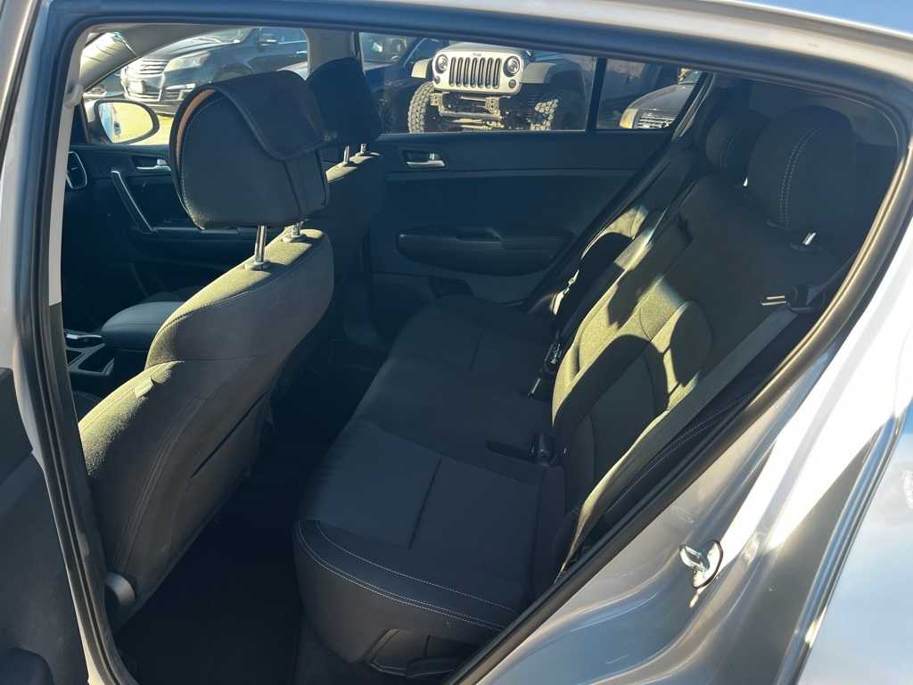 Thumbnail: 2021 Kia Sportage - 12