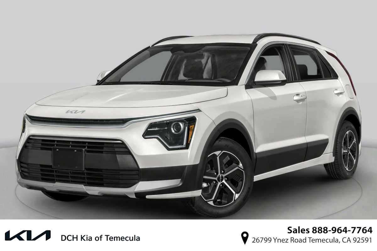 2025 Kia Niro LX's photo