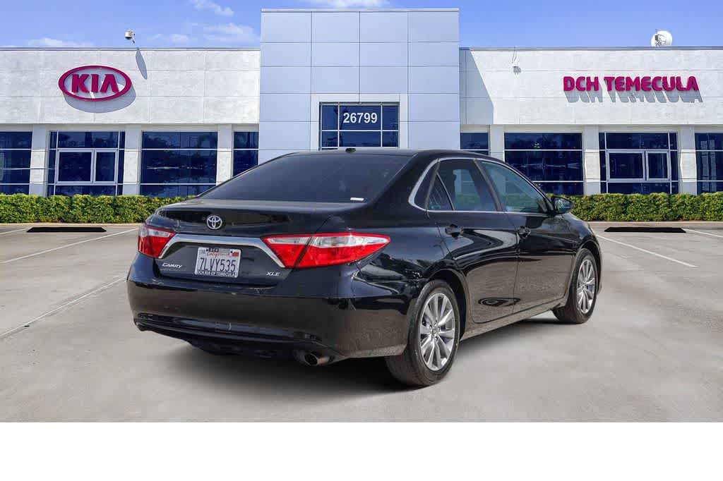 Thumbnail: 2015 Toyota Camry - 4