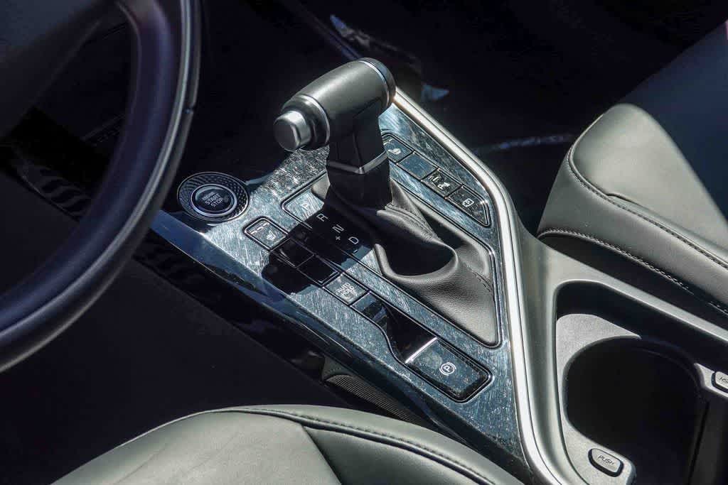 Thumbnail: 2023 Kia Niro - 18