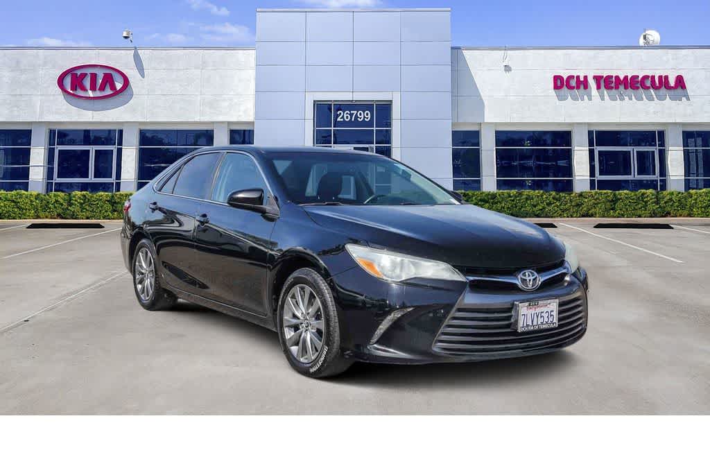 Thumbnail: 2015 Toyota Camry - 3