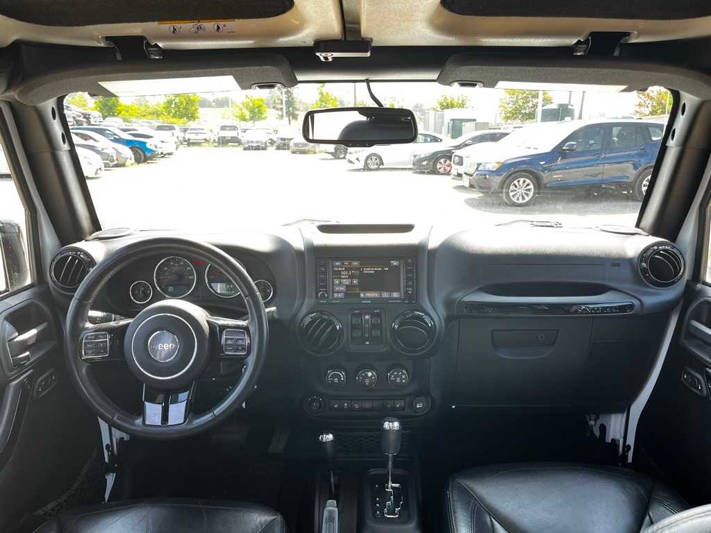 Thumbnail: 2015 Jeep Wrangler - 20