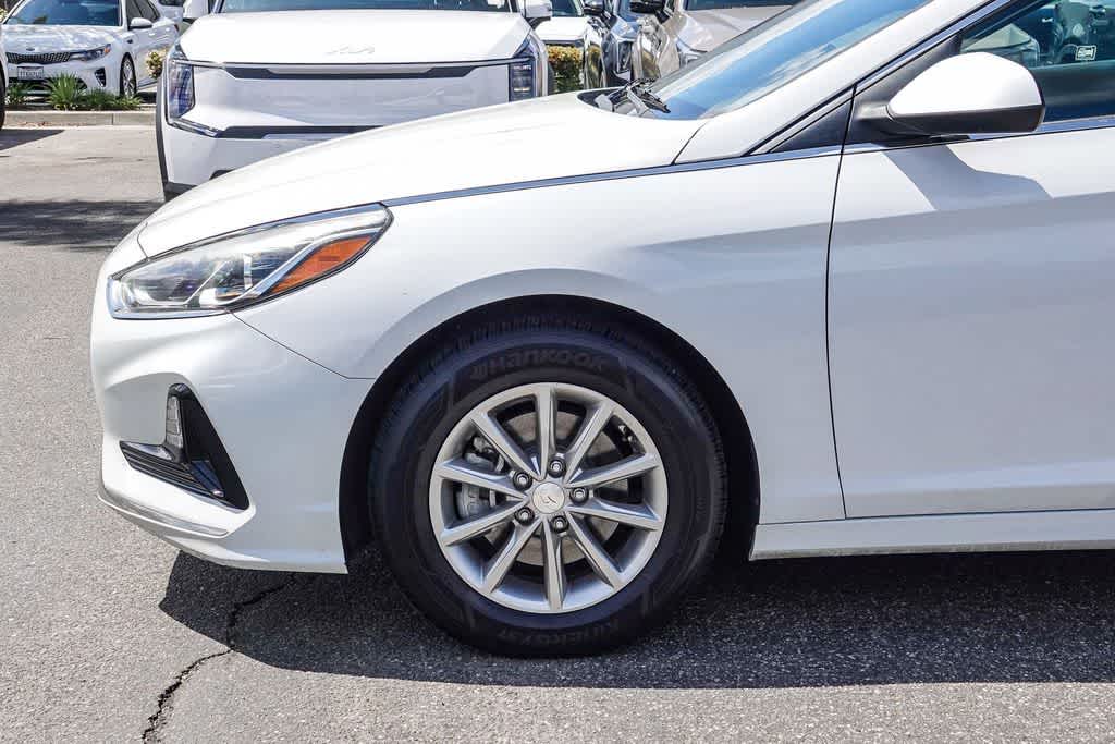 Thumbnail: 2018 Hyundai Sonata - 9