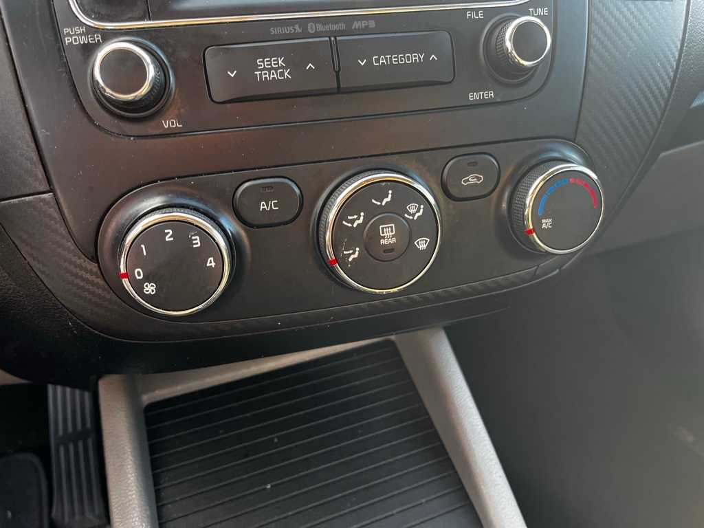 Thumbnail: 2014 Kia Forte - 16