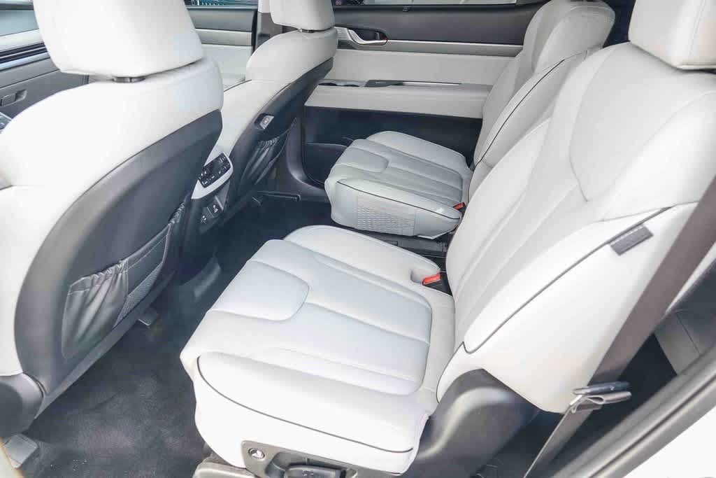 Thumbnail: 2023 Hyundai Palisade - 13