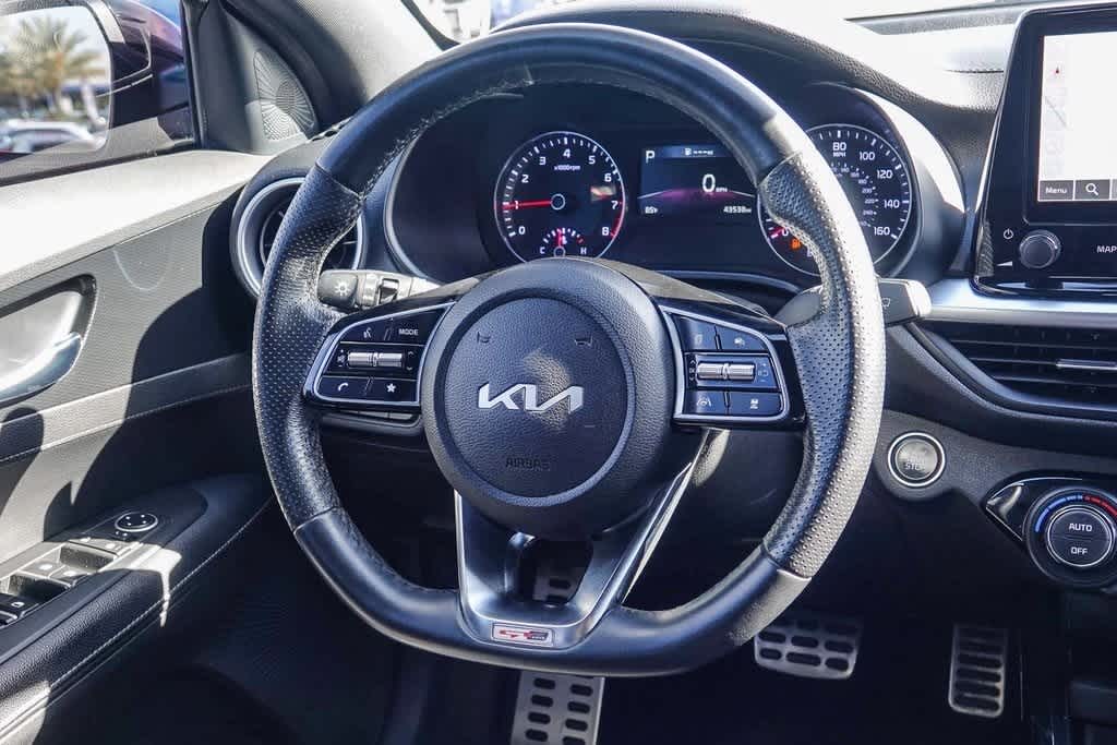 Thumbnail: 2023 Kia Forte - 14