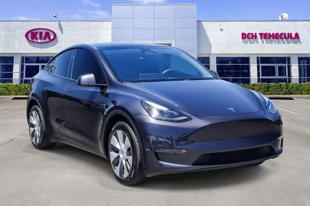 Thumbnail: 2024 Tesla Model Y - 3