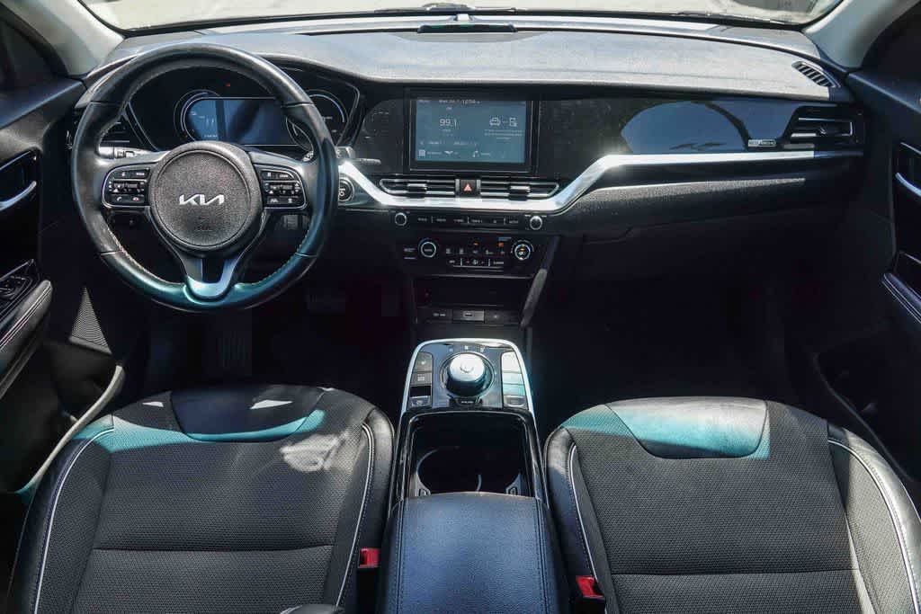 Thumbnail: 2022 Kia Niro - 11