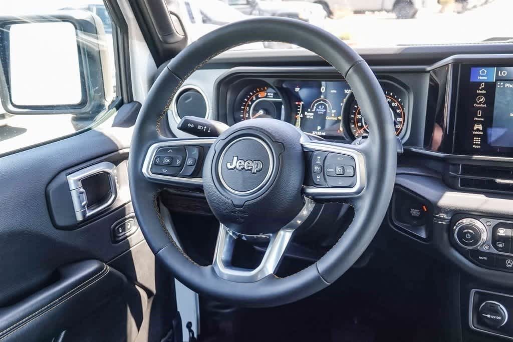 Thumbnail: 2024 Jeep Wrangler - 14