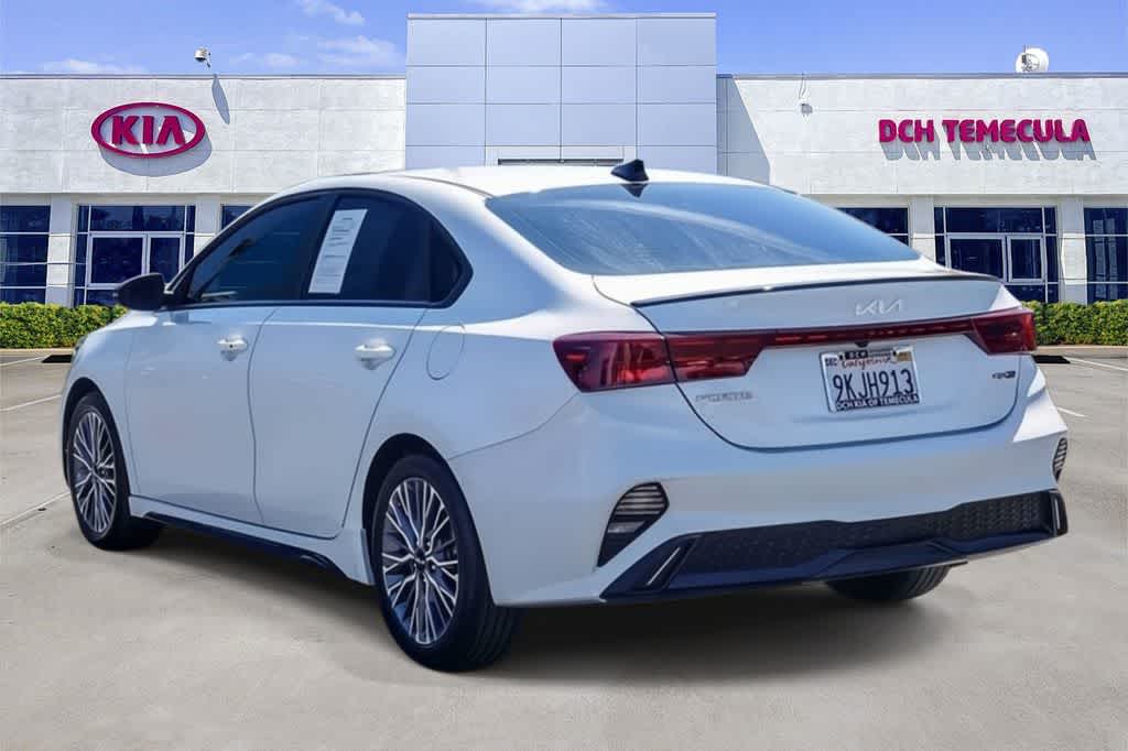 2024 Kia Forte GT-Line photo 5