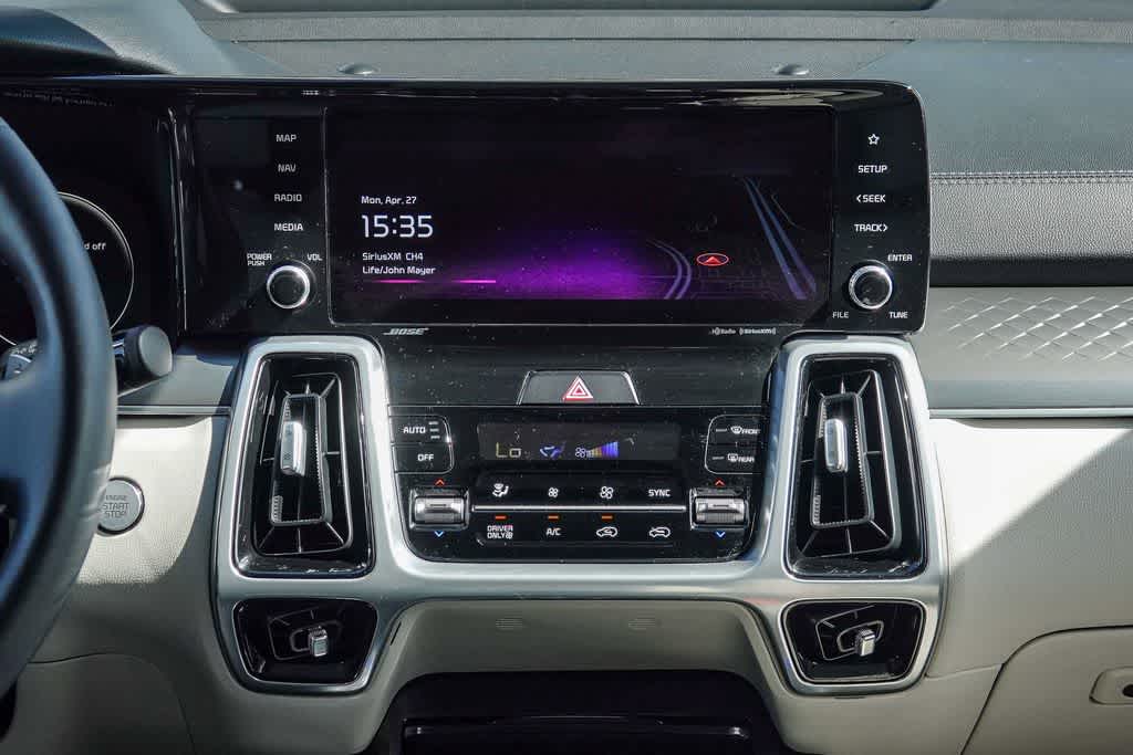 Thumbnail: 2023 Kia Sorento - 12