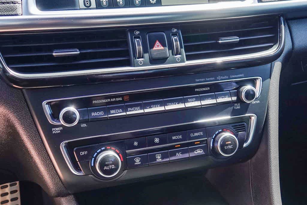 Thumbnail: 2016 Kia Optima - 21