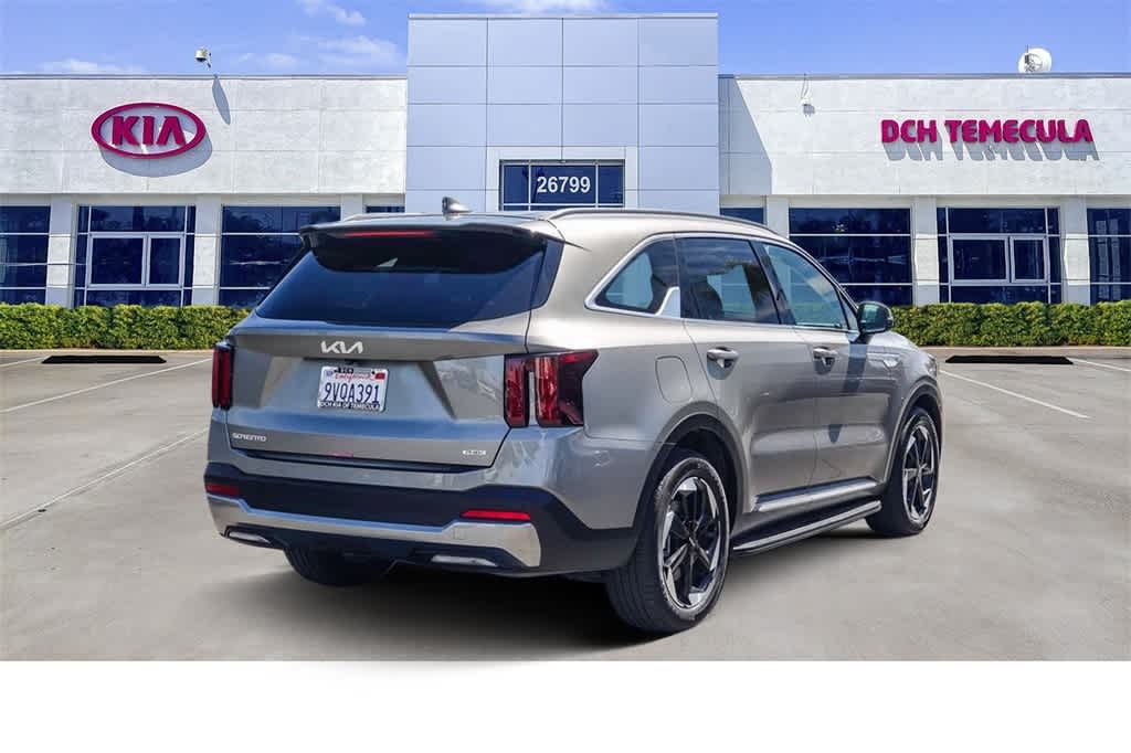 Thumbnail: 2025 Kia Sorento - 4